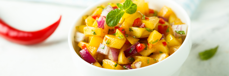 Easy Peach Salsa Fresca