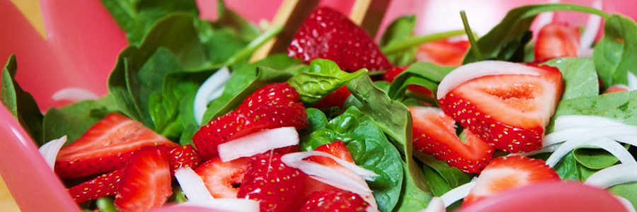 strawberry, and spinach tossed together