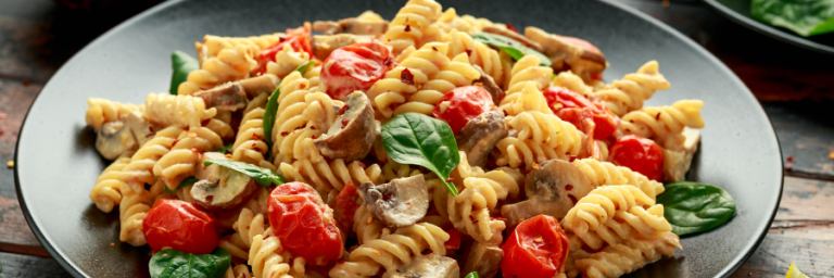 Tomato and Hummus Pasta