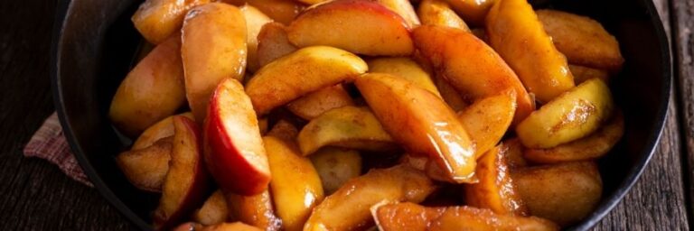 Slow Cooker Hot Buttered Apples
